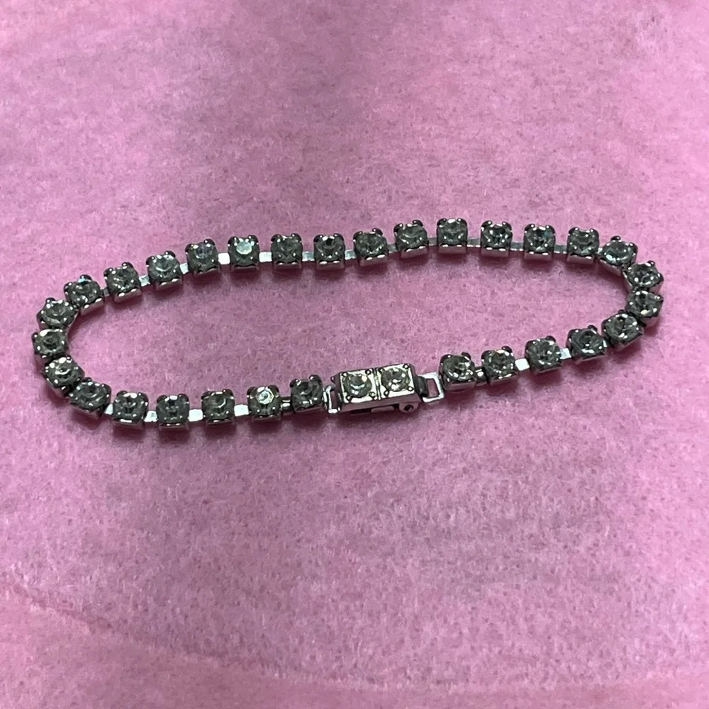 Vintage Silver plated tennis Bracelet - Picture 2 of 2
